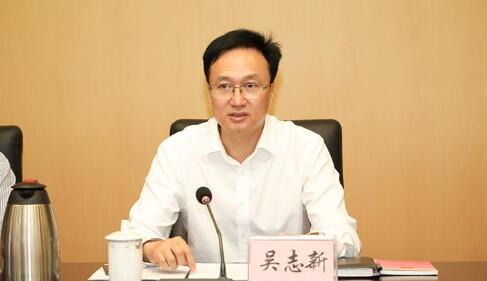 吳志新簡歷：欽州市人大副主任吳志新，曾任欽州市政府、市人大秘書長